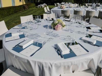 cadelfacco en wedding-location-in-the-lombardy-countryside-near-milan 020